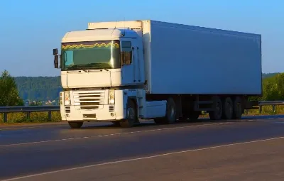 İzmir ile Hayrat Arası Öğrenci Eşyası Taşıma